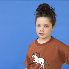 CarlijnQ Wild horse - cropped shirt with print