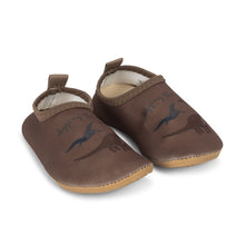 Konges Sløjd Aster Swim Shoes - Shitake| conceptstore voor baby & kids, duurzame kinderkleding, duurzame babykleding