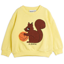 MINI RODINI Squirrel Chenille Emb Sweatshirt - Yellow | Nieuwe zomercollectie Mini Rodini | Duurzame kinderkleding