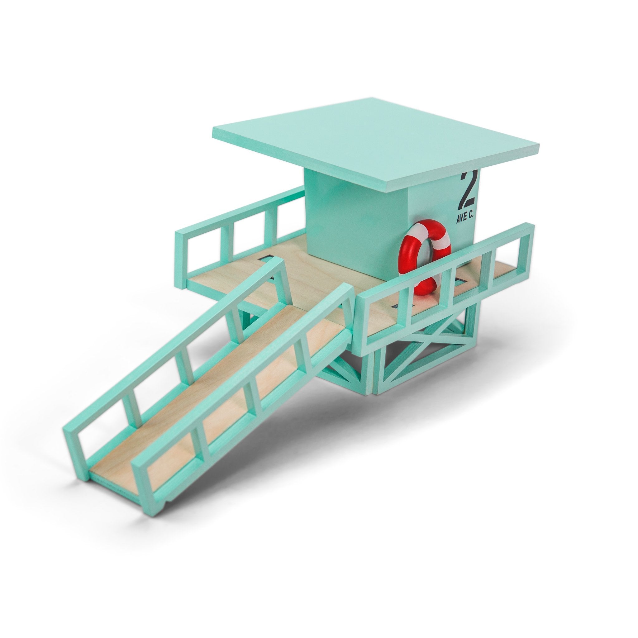 Candylab - STAC Malibu Lifeguard Tower